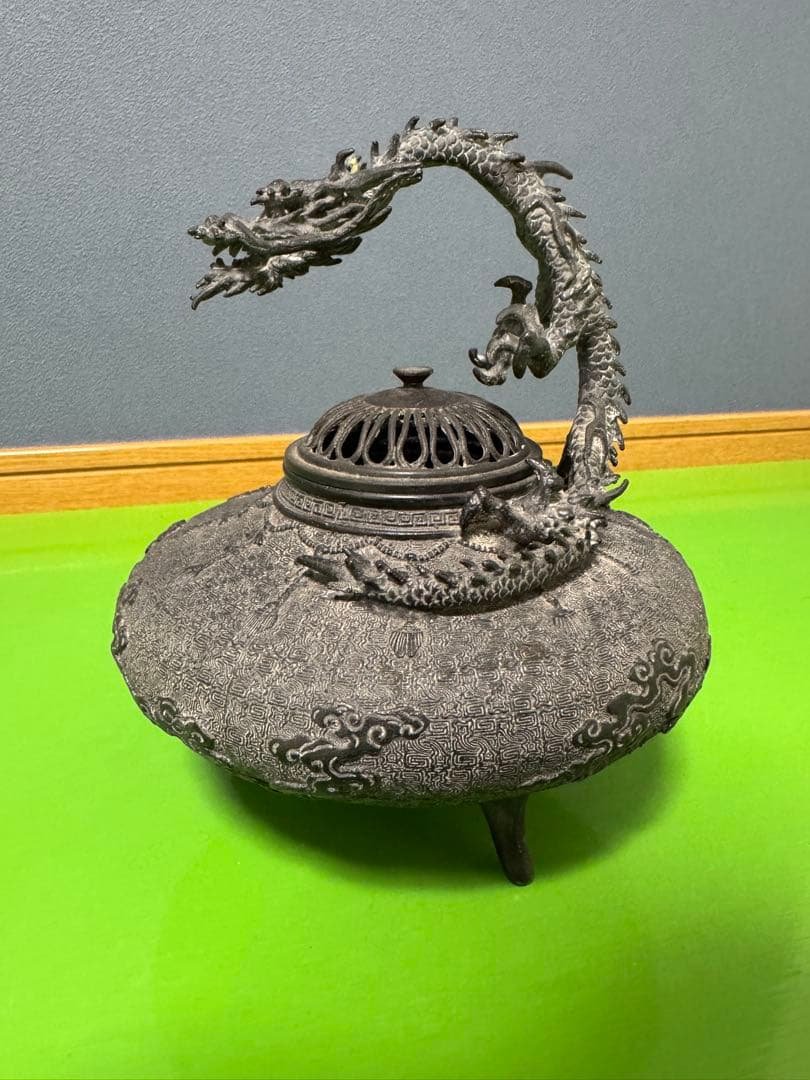 高岡銅器　金工師　米田秀保造 蛹型 鋳銅立龍提手瓔珞雲図 香 雲龍香炉（錆銅 蝋型 立龍提手 瓔珞雲 細密三足香炉）／ホームメイト